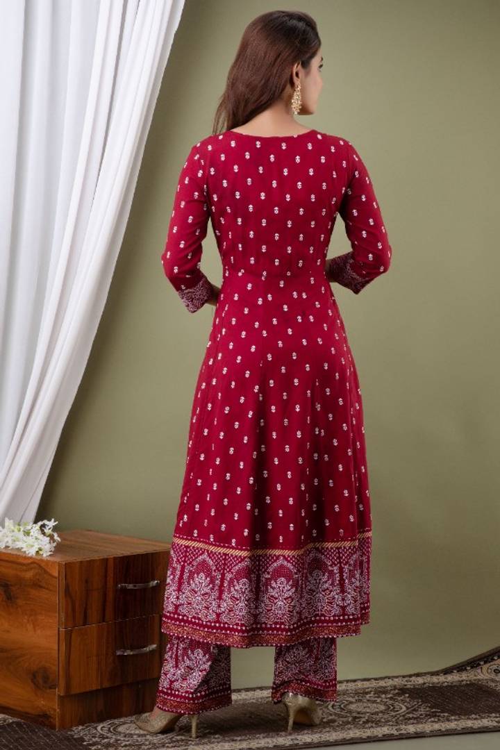 Women's Rayon Printed Kurta/Palazzo/Dupatta set, Maroon